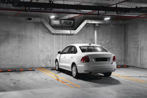 Discover How to Park a Car in Tight Spaces Easily with Better Control and Confidence