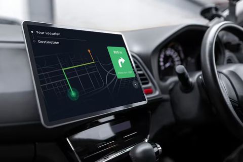 Learn the Basics of Car Navigation Systems for Smarter Route Planning