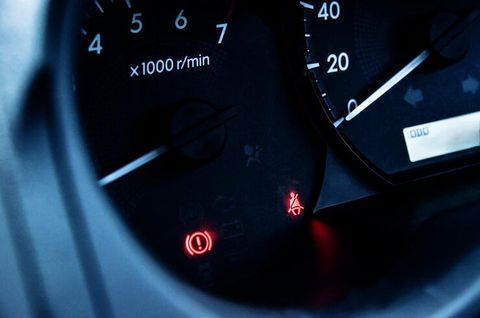 Discover How Dashboard Warning Lights in Cars Help You Identify Problems Early